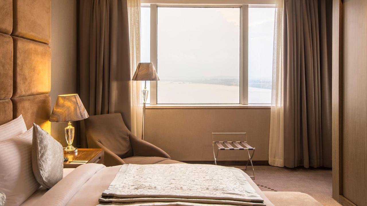 Fleuve Congo Hotel By Blazon Hotels كينشاسا المظهر الخارجي الصورة